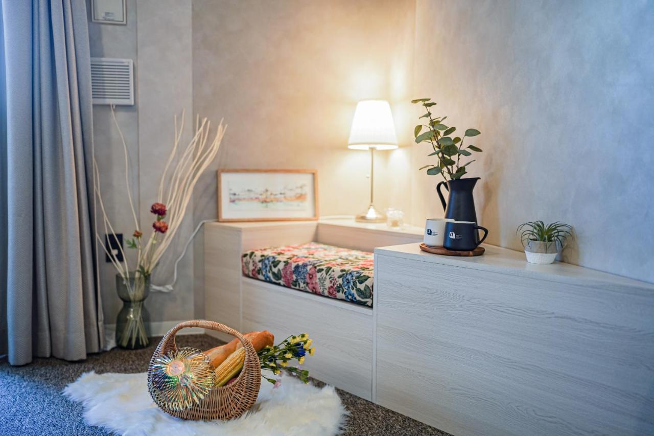 11 Umeda Apartment